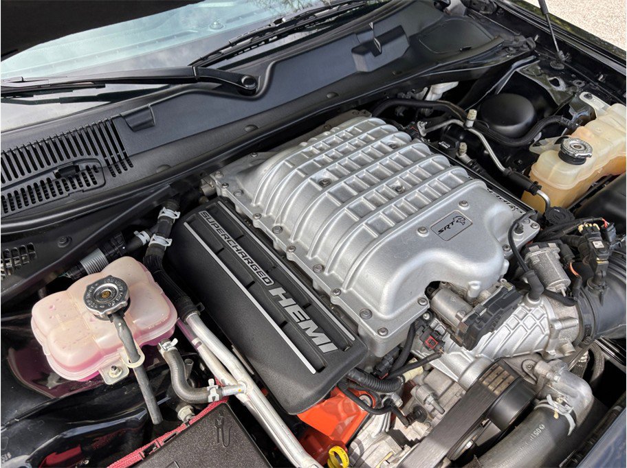 Used 2015 Dodge Challenger SRT Hellcat image 46