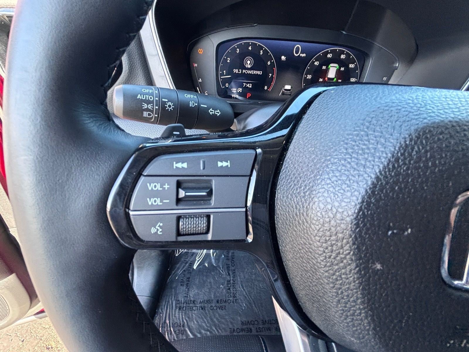 Certified 2025 Honda Pilot Elite image 24