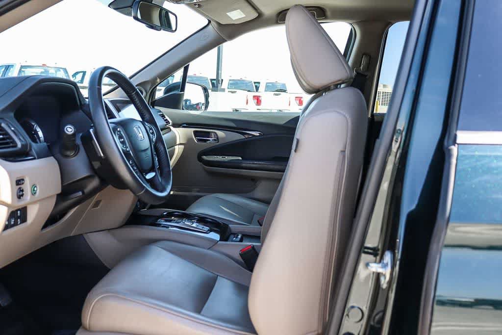 Used 2017 Honda Pilot Touring image 18