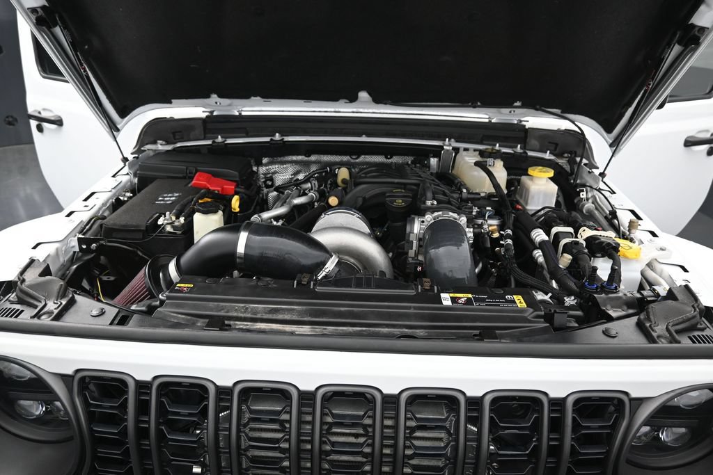 Used 2024 Jeep Gladiator Sport AWD/4WD image 31