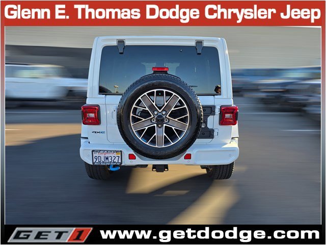 Used 2022 Jeep Wrangler Unlimited Sahara image 8