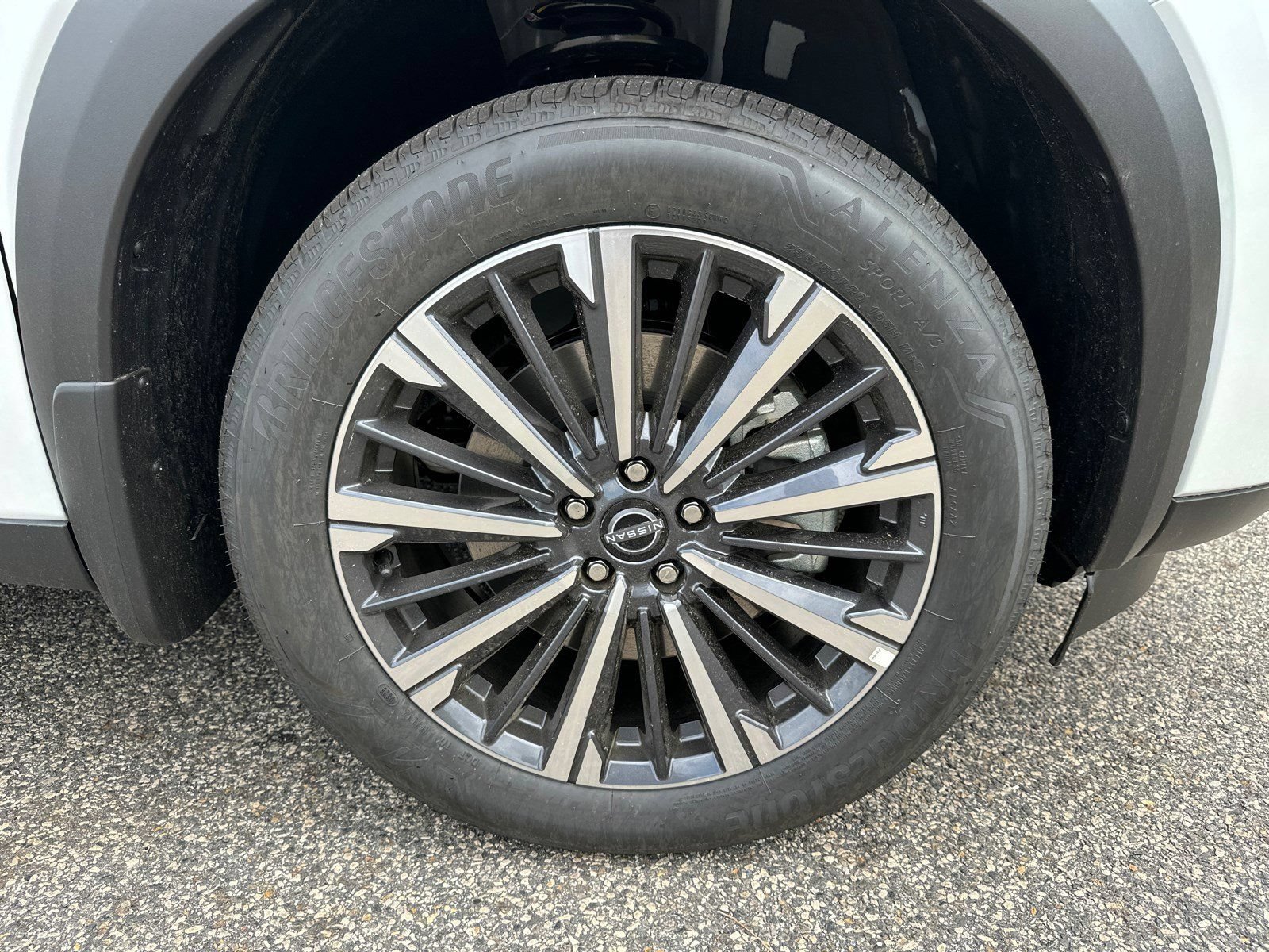 New 2026 Nissan Pathfinder Platinum FWD image 10