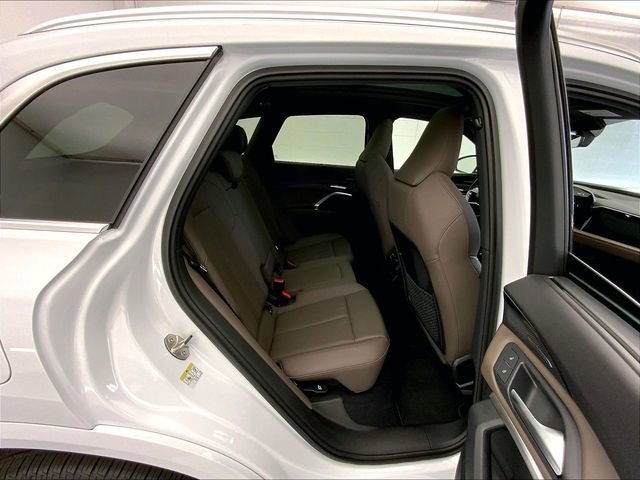 New 2025 Audi Q5 Premium Plus image 10