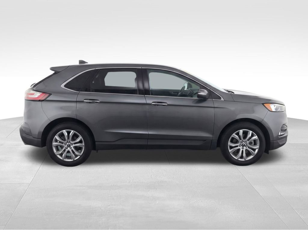 Used 2024 Ford Edge Titanium AWD/4WD image 9