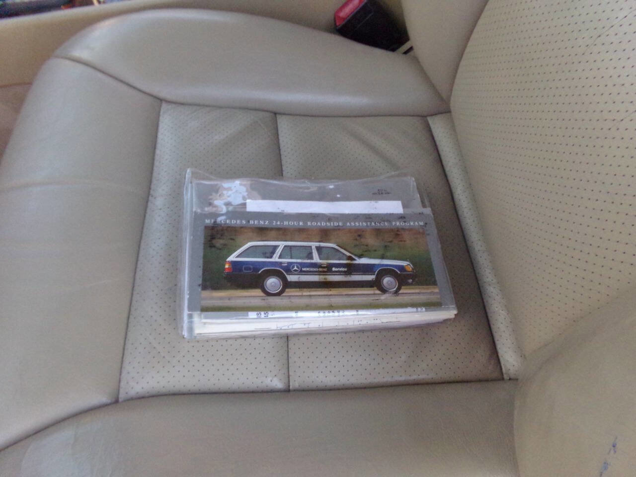 Used 1994 Mercedes-Benz E 320 Convertible image 78