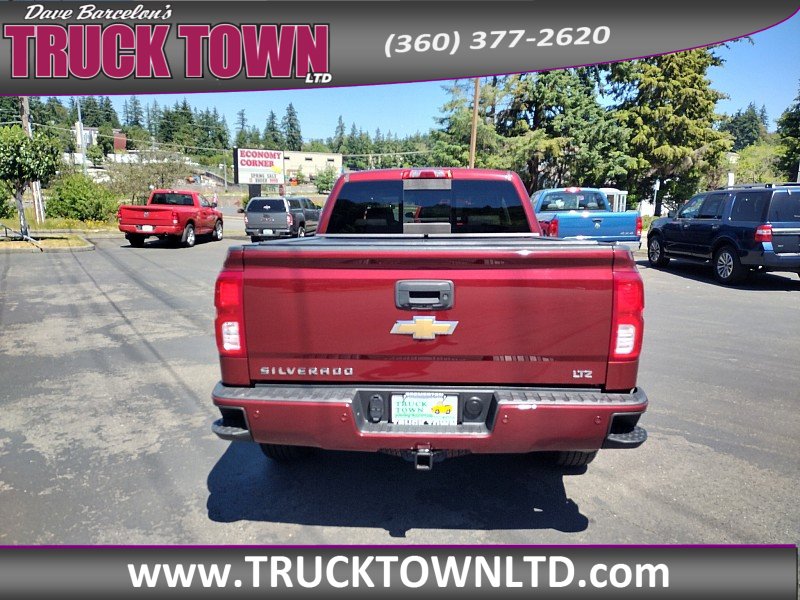 Used 2017 Chevrolet Silverado 1500 LTZ Z71 w/ LTZ Plus Package image 8