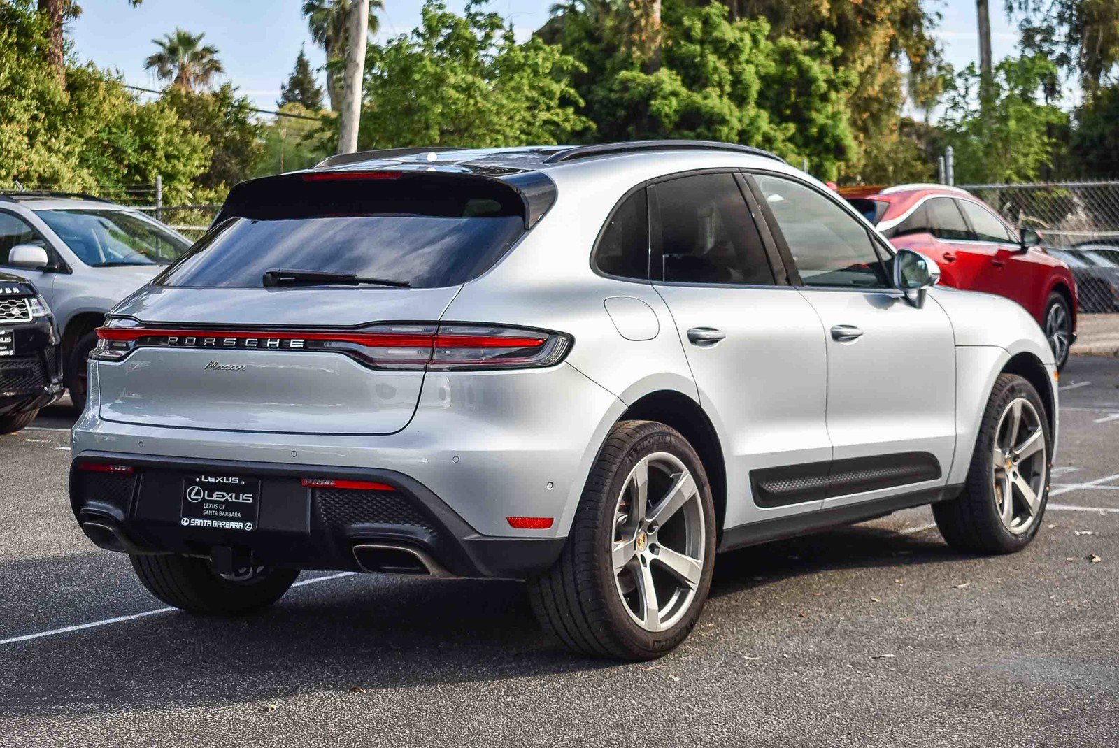 Used 2022 Porsche Macan image 6