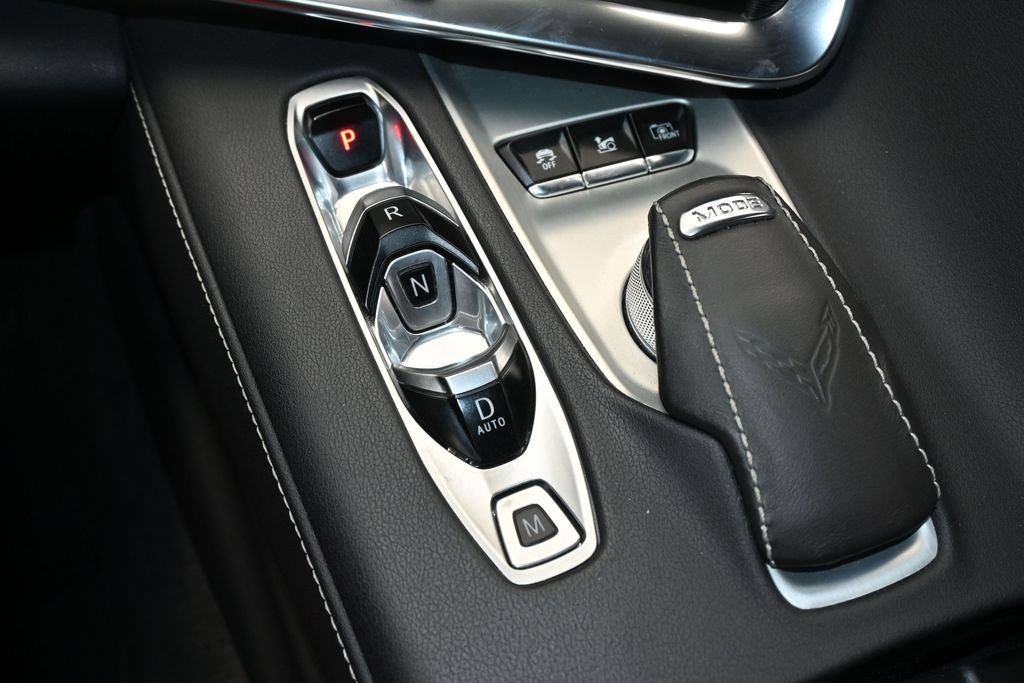 Used 2020 Chevrolet Corvette Stingray Preferred Cpe w/ 2LT Preferred Equipment Group RWD image 23