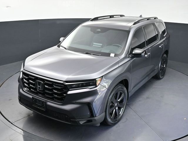 Certified 2025 Honda Pilot Black Edition image 25