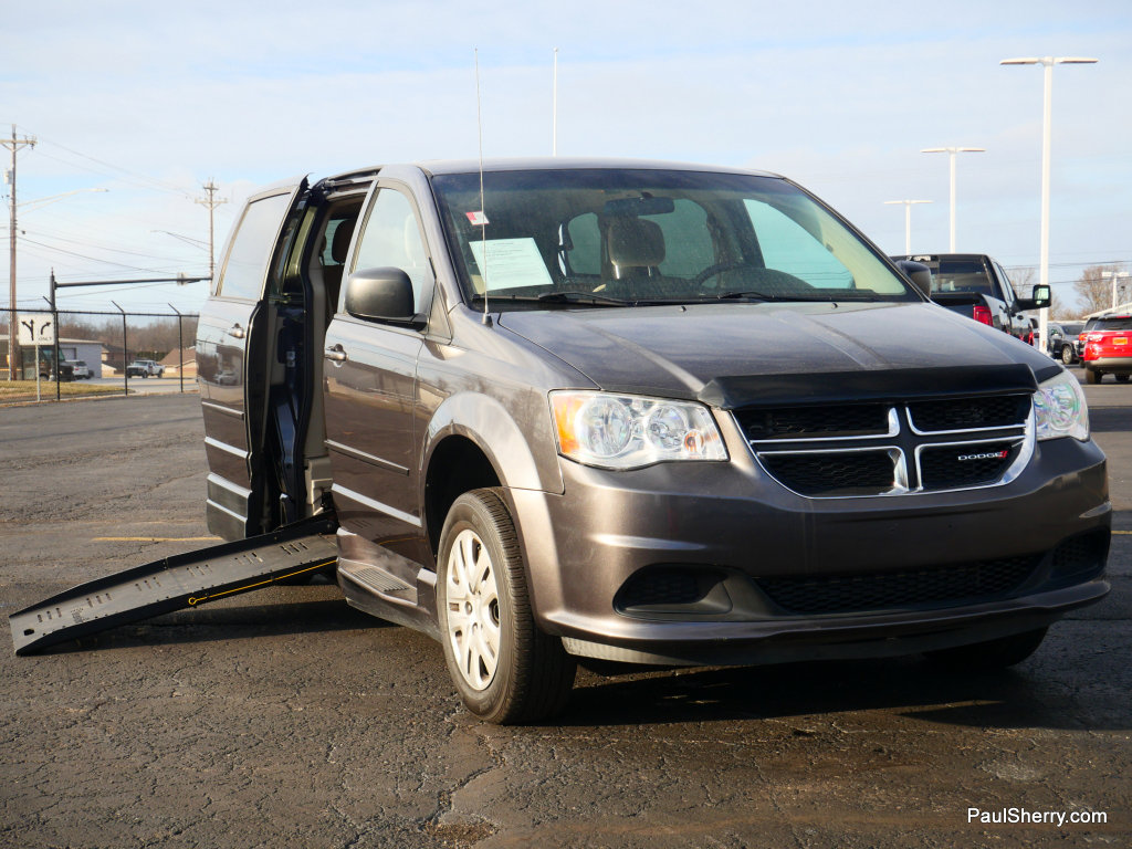 Used 2015 Dodge Grand Caravan SE w/ Quick Order Package 29E SE image 5