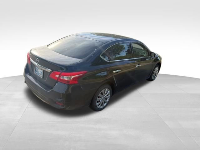 Used 2019 Nissan Sentra S FWD image 3