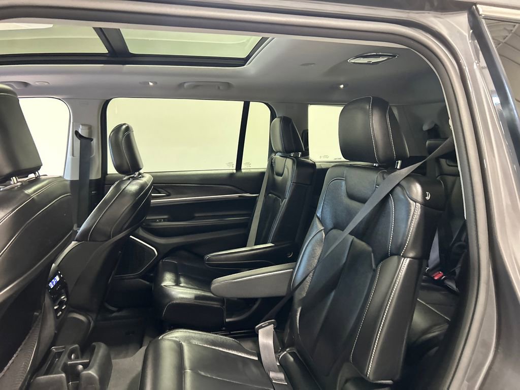 Certified 2022 Jeep Grand Cherokee L Limited w/ Trailer Tow Group (B) AWD/4WD image 32