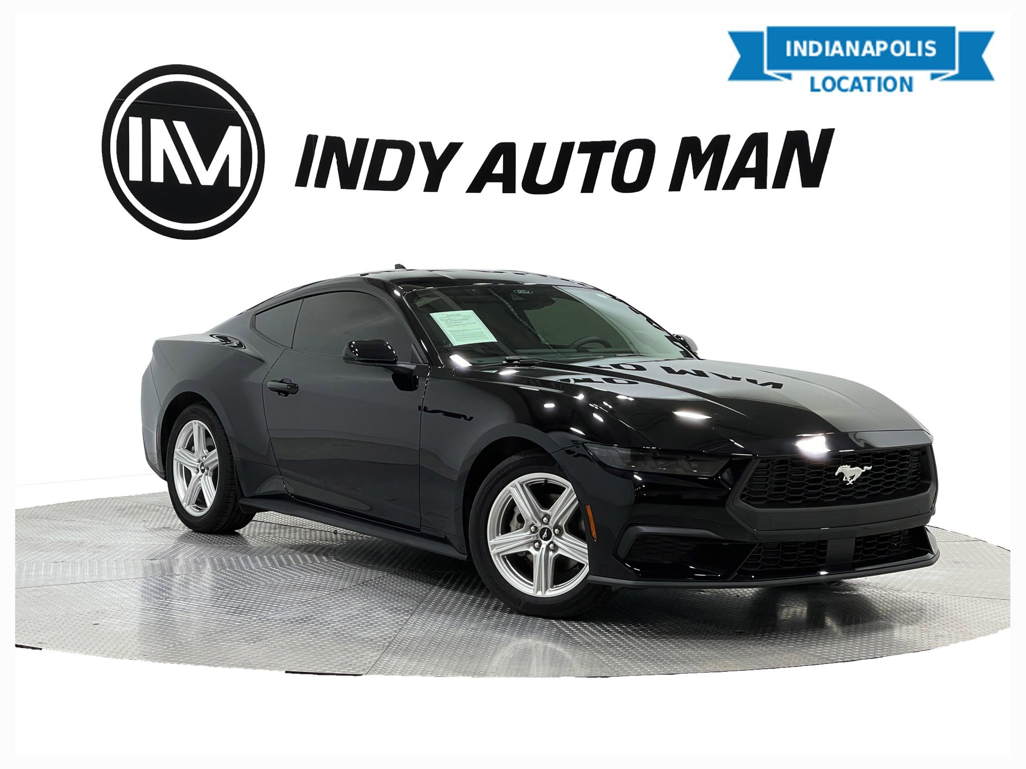 Used 2026 Ford Mustang Coupe RWD image 1