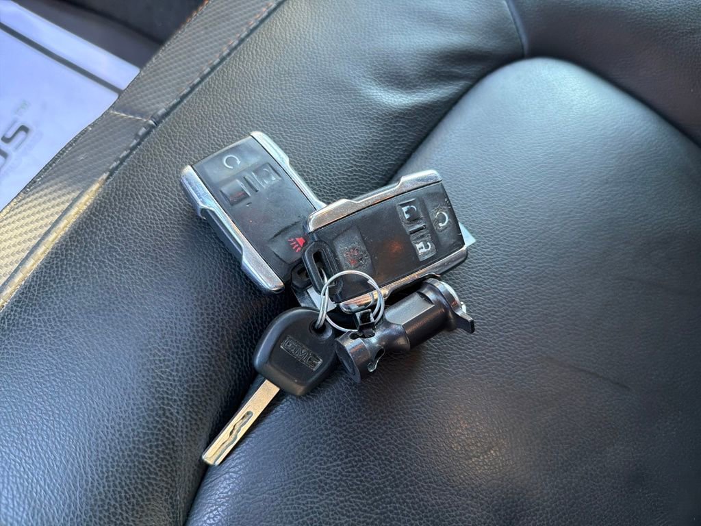 Used 2021 GMC Canyon AT4 w/ Driver Alert Package image 29