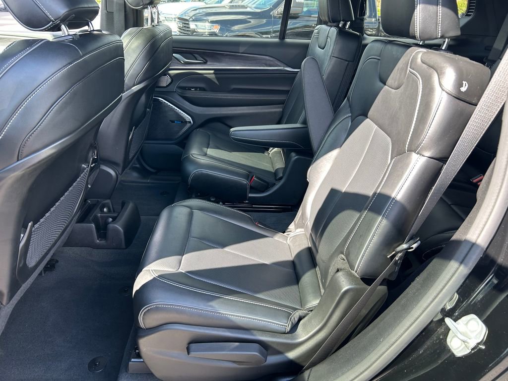 Certified 2023 Jeep Grand Cherokee L Overland AWD/4WD image 25