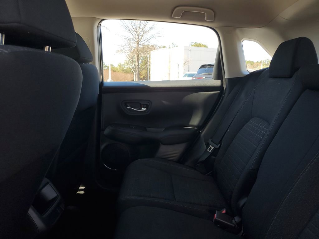 Used 2025 Honda HR-V LX image 12