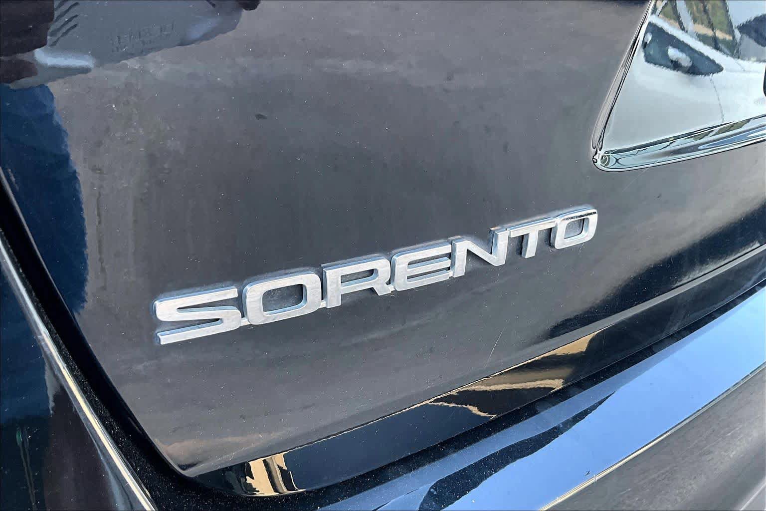 Used 2019 Kia Sorento L FWD image 30