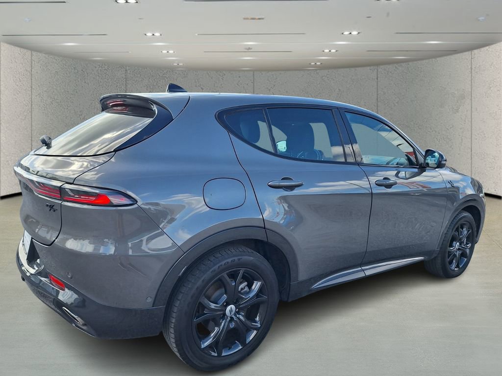 Used 2024 Dodge Hornet R/T Plus w/ Tech Pack Plus w/o Parking image 5