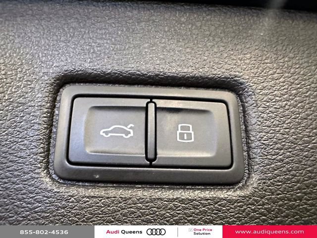 Certified 2023 Audi Q7 3.0T Premium w/ Convenience Package AWD/4WD image 11