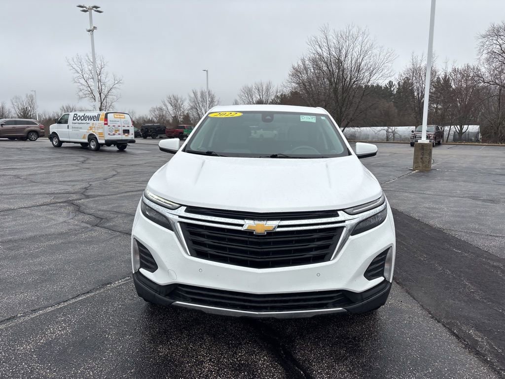 Used 2022 Chevrolet Equinox LT image 2