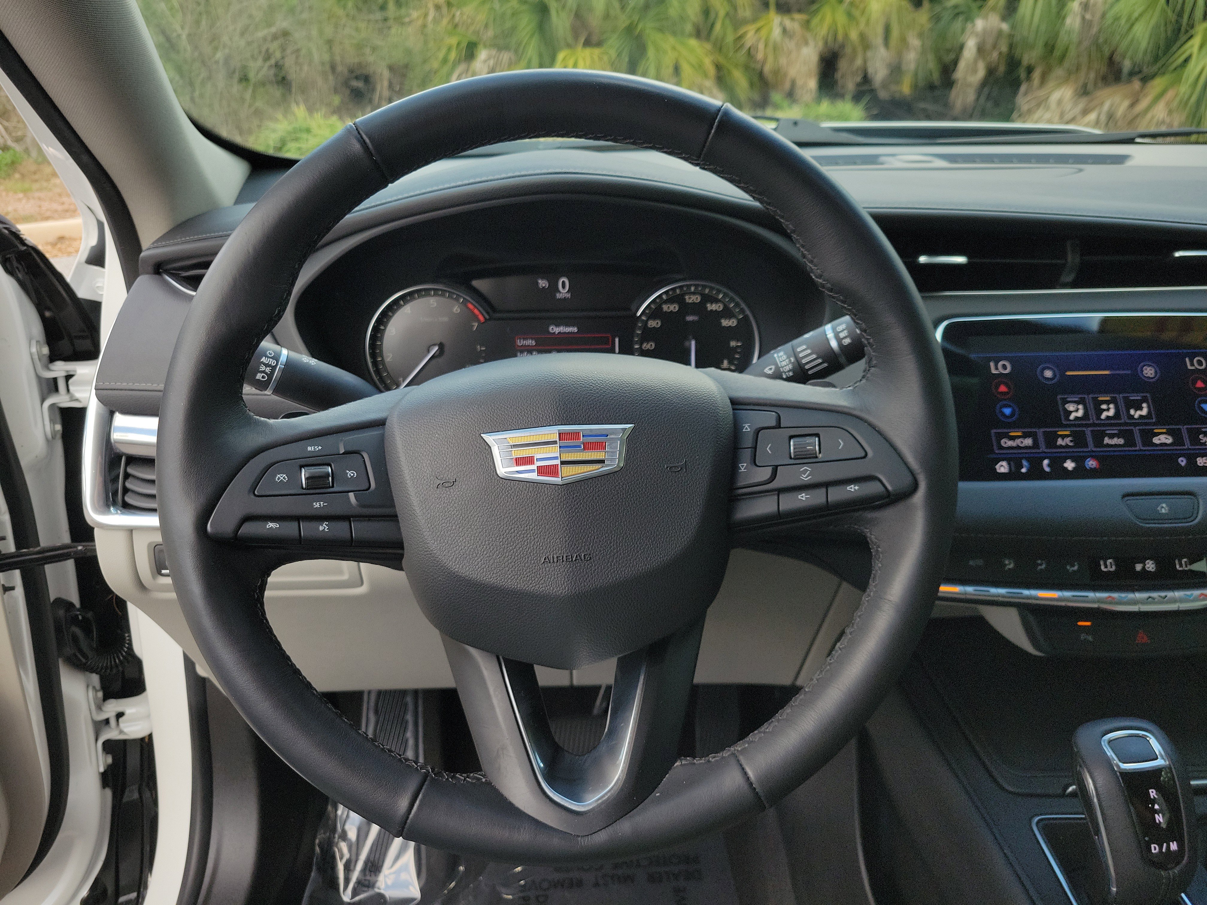 Used 2019 Cadillac XT4 Luxury image 31