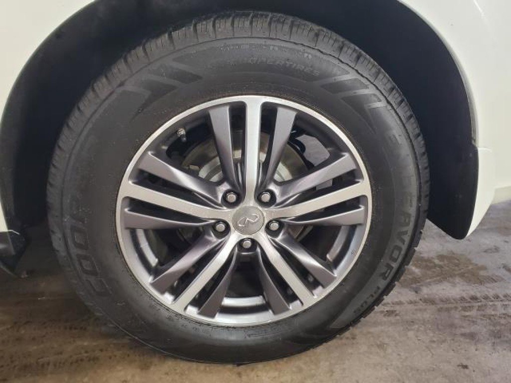 Used 2017 INFINITI QX60 AWD w/ Premium Plus Package image 5