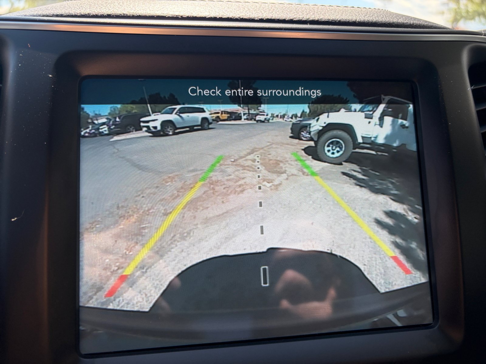 Used 2022 Jeep Cherokee Latitude Lux AWD/4WD image 25