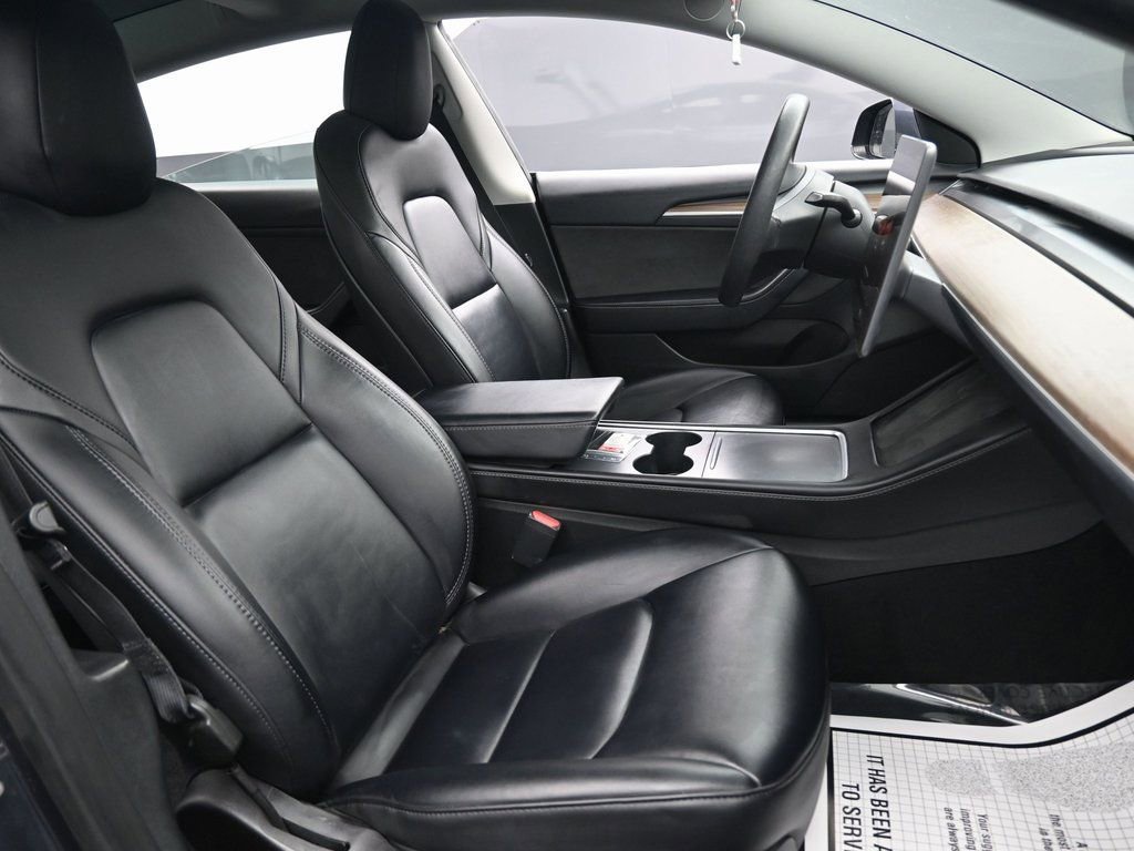 Used 2023 Tesla Model 3 Standard Range RWD image 31