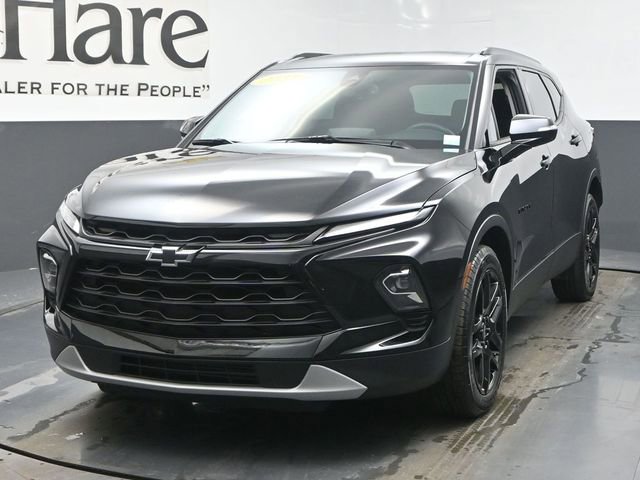 Used 2023 Chevrolet Blazer LT w/ LPO, Black Grille Bar Package image 7