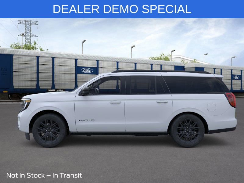 New 2026 Ford Expedition Max Platinum w/ Stealth Appearance Package AWD/4WD image 3