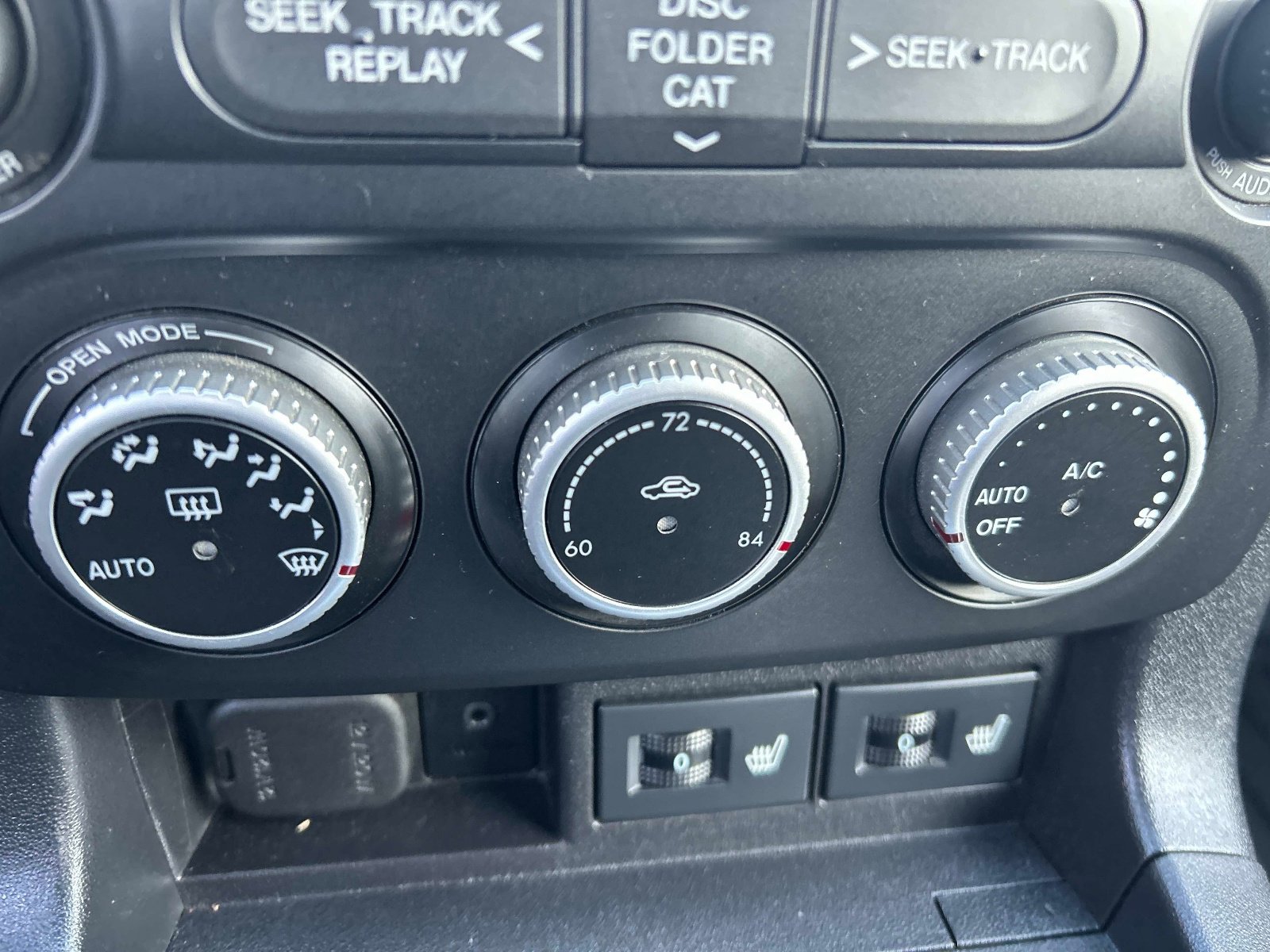 Used 2010 MAZDA MX-5 Miata Grand Touring w/ Premium Pkg image 20