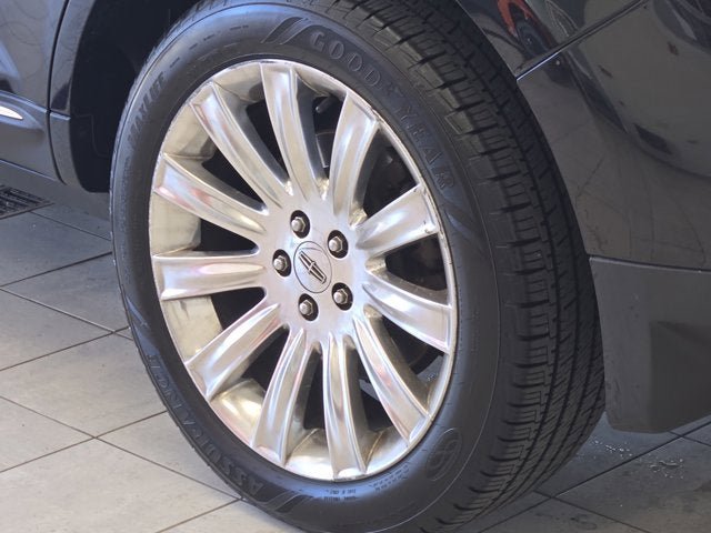 Used 2013 Lincoln MKX AWD image 15