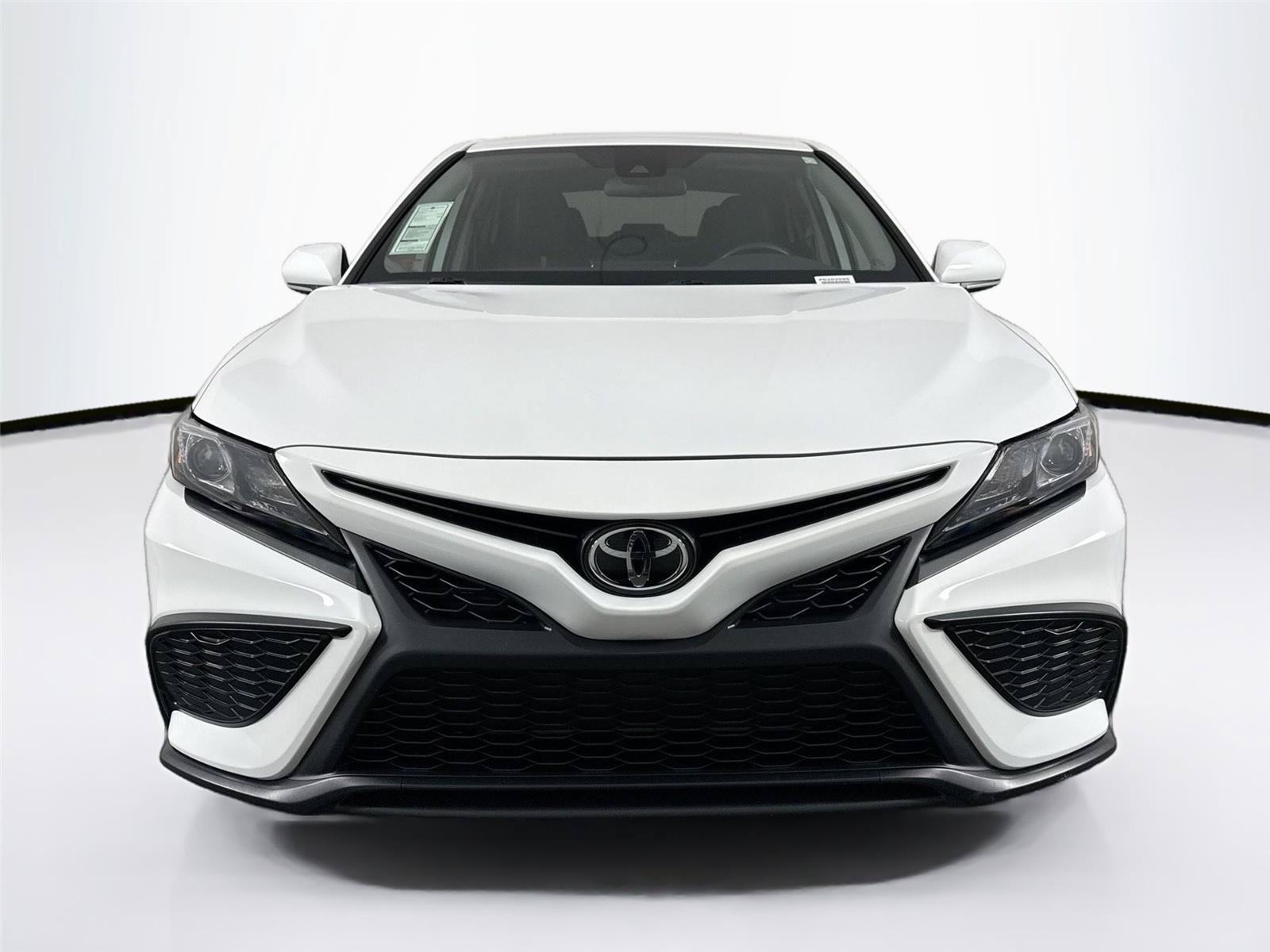 Certified 2024 Toyota Camry SE FWD image 7