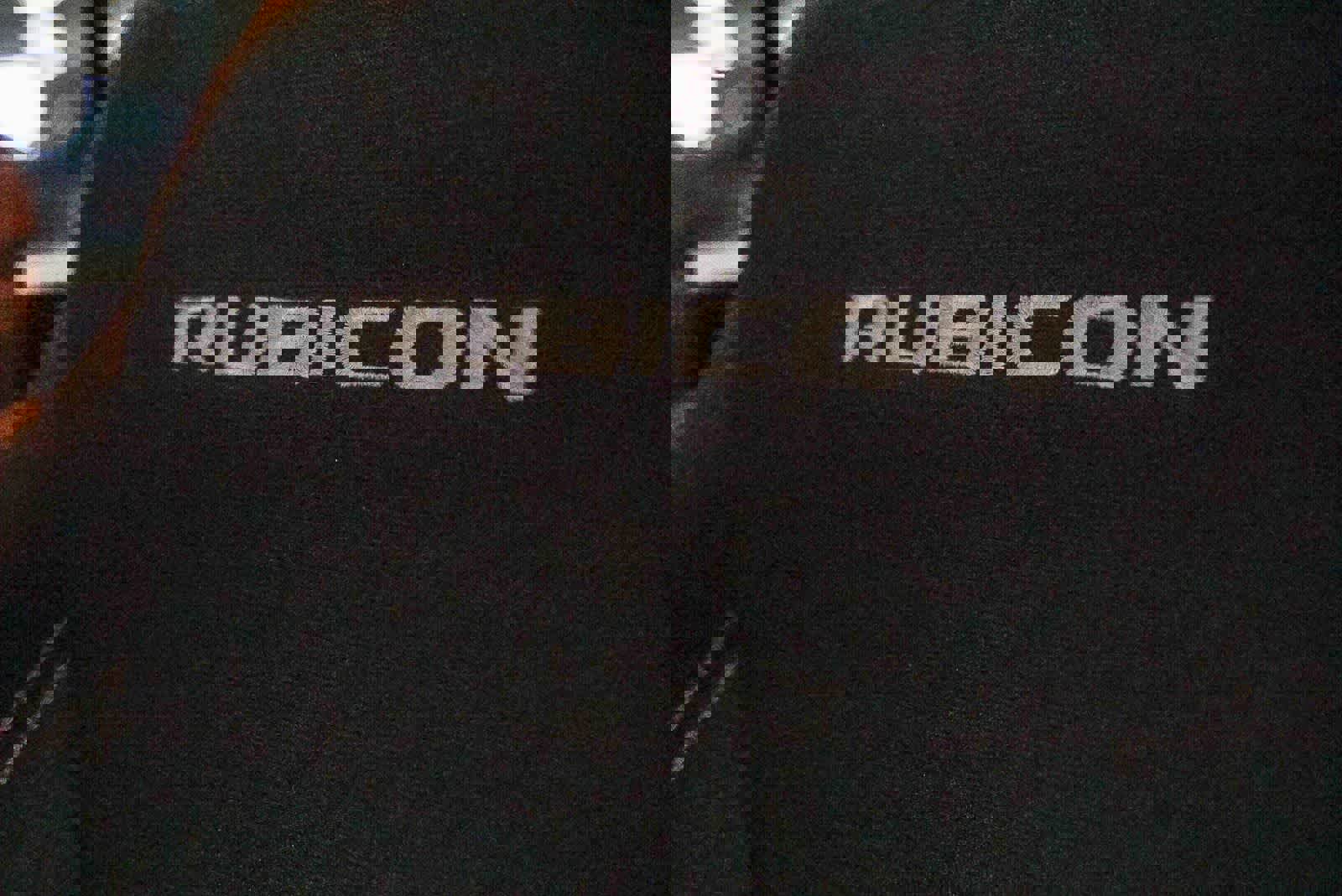 Used 2016 Jeep Wrangler Unlimited Rubicon w/ Connectivity Group image 26