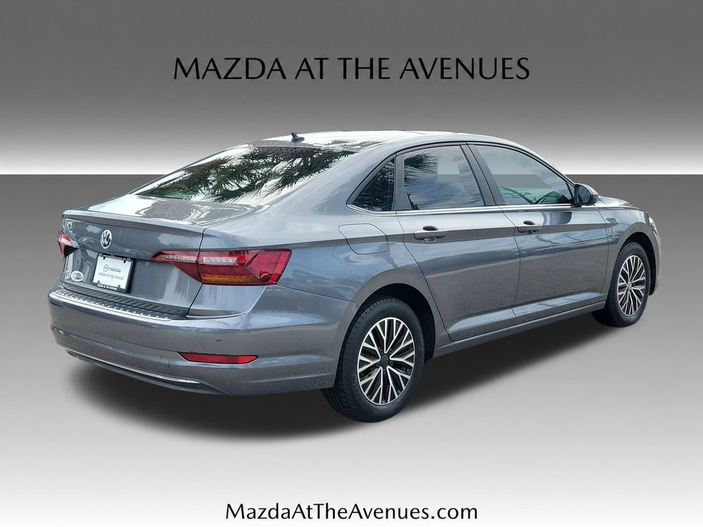 Used 2019 Volkswagen Jetta SE w/ Cold Weather Package FWD video 4