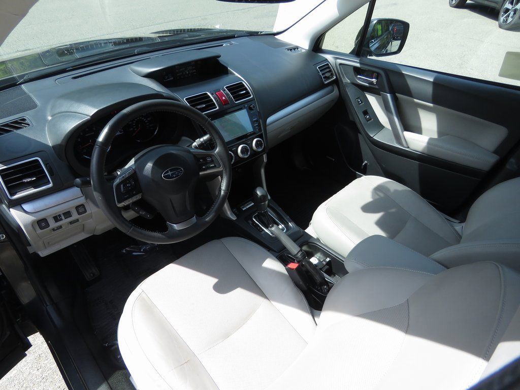 Used 2016 Subaru Forester 2.5i Touring w/ Eyesight & Navigation System image 12