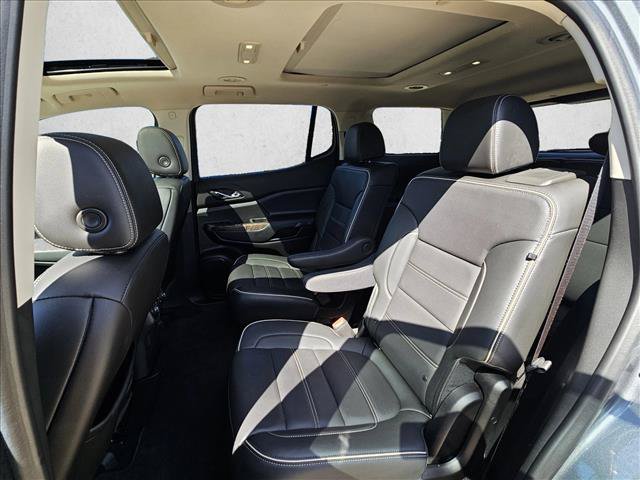 Used 2021 GMC Acadia Denali w/ Denali Technology Package FWD image 15