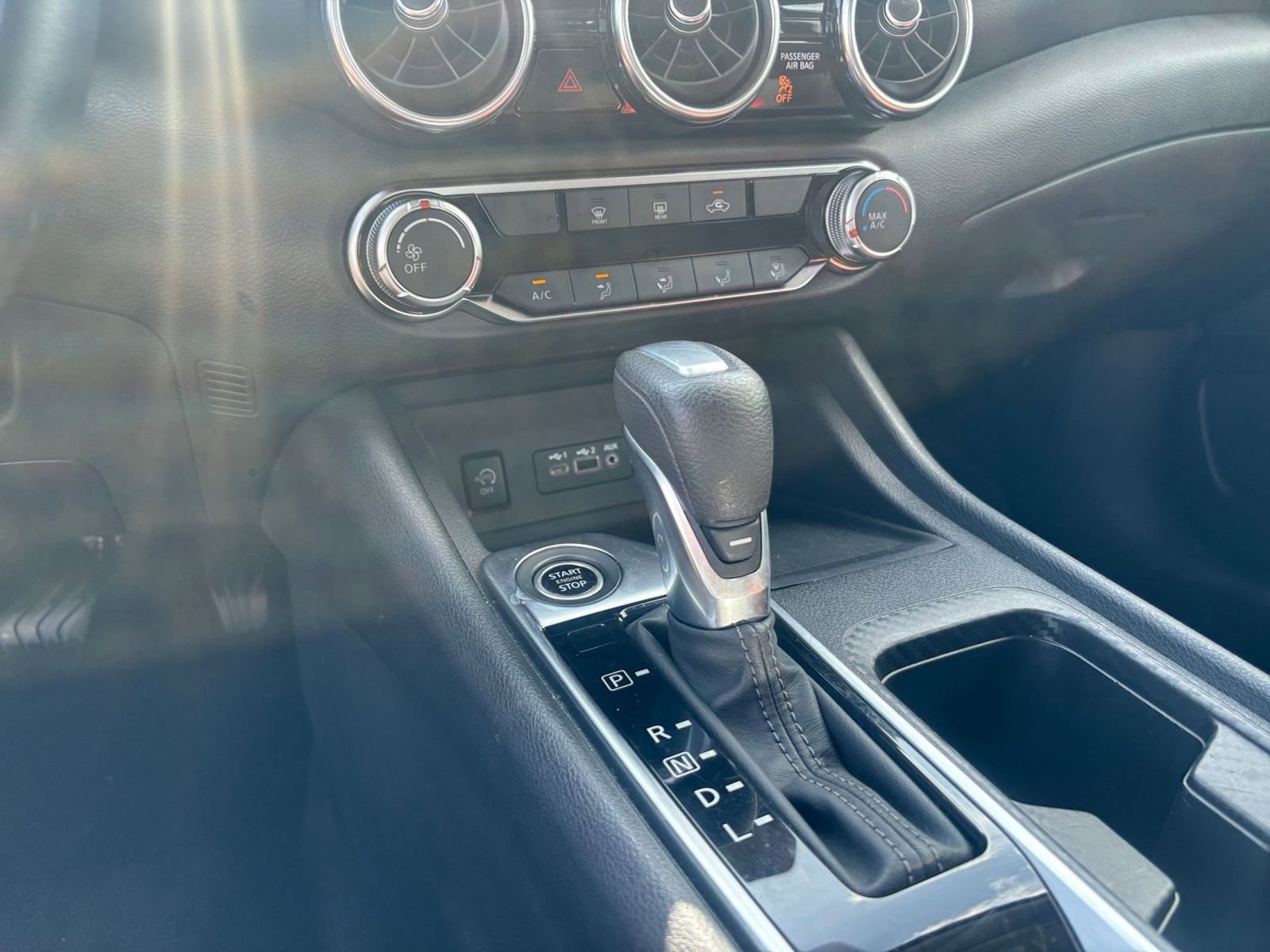 Used 2025 Nissan Sentra SV image 39