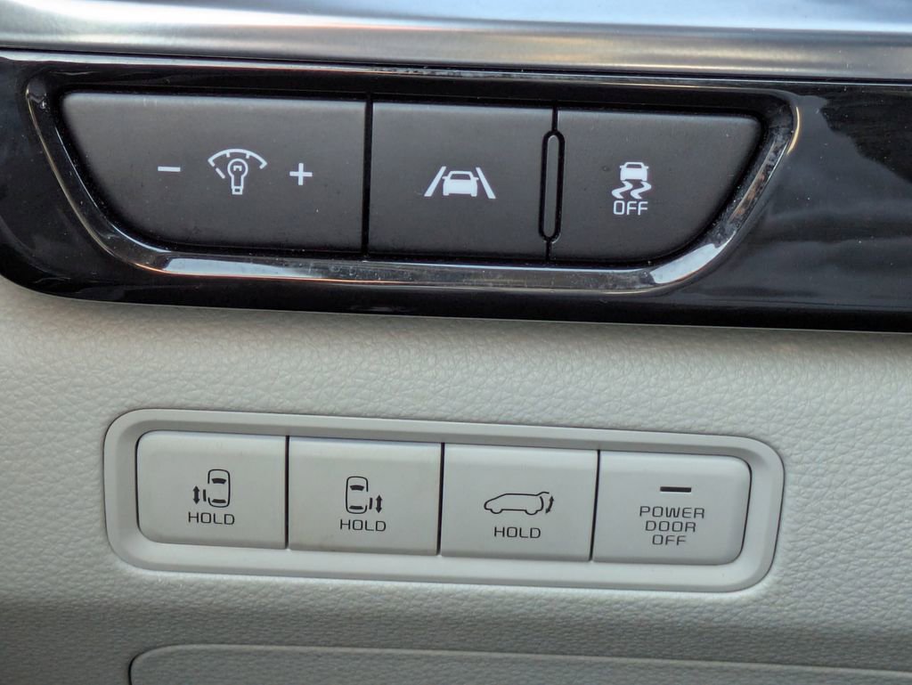 Used 2024 Kia Carnival SX Prestige image 26