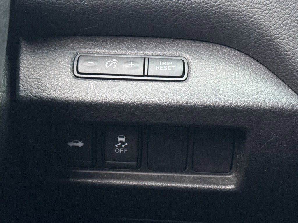 Used 2018 Nissan Altima 2.5 SV image 15