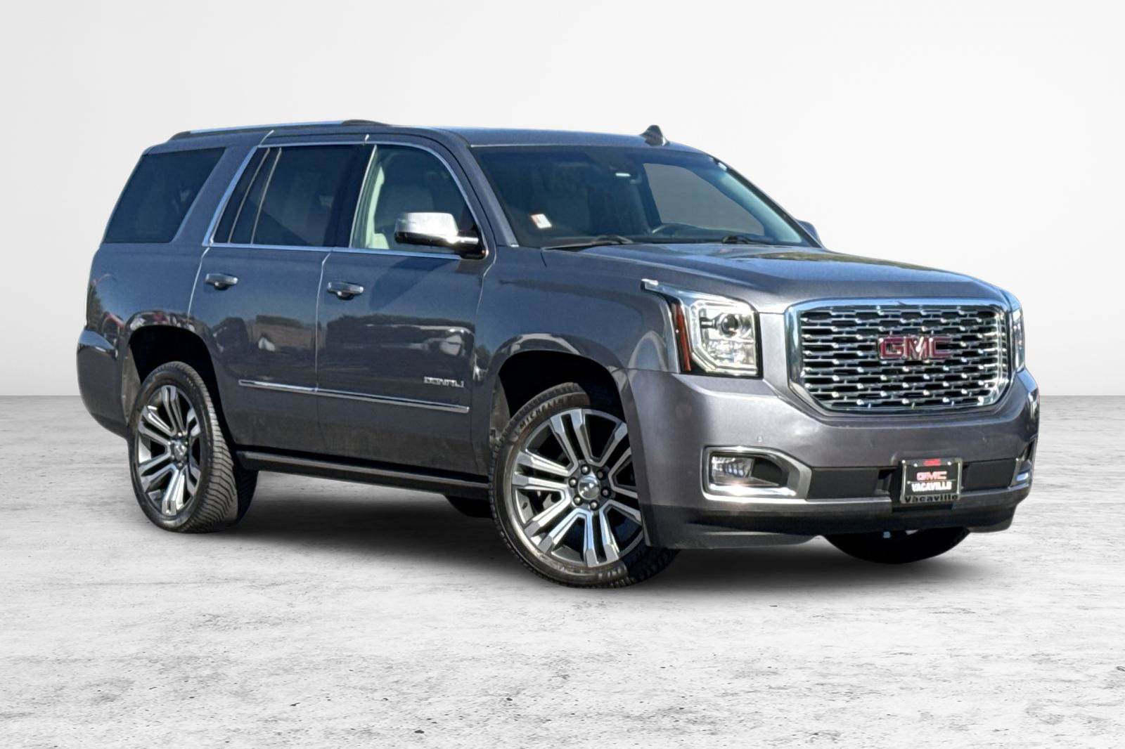 Used 2019 GMC Yukon Denali w/ Denali Ultimate Package AWD/4WD image 2