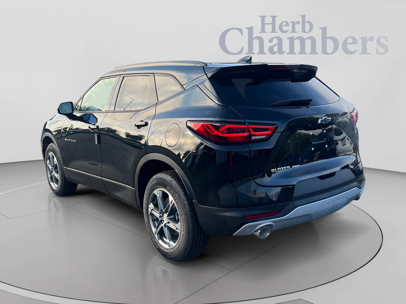 New 2026 Chevrolet Blazer LT w/ Convenience Package AWD/4WD image 3