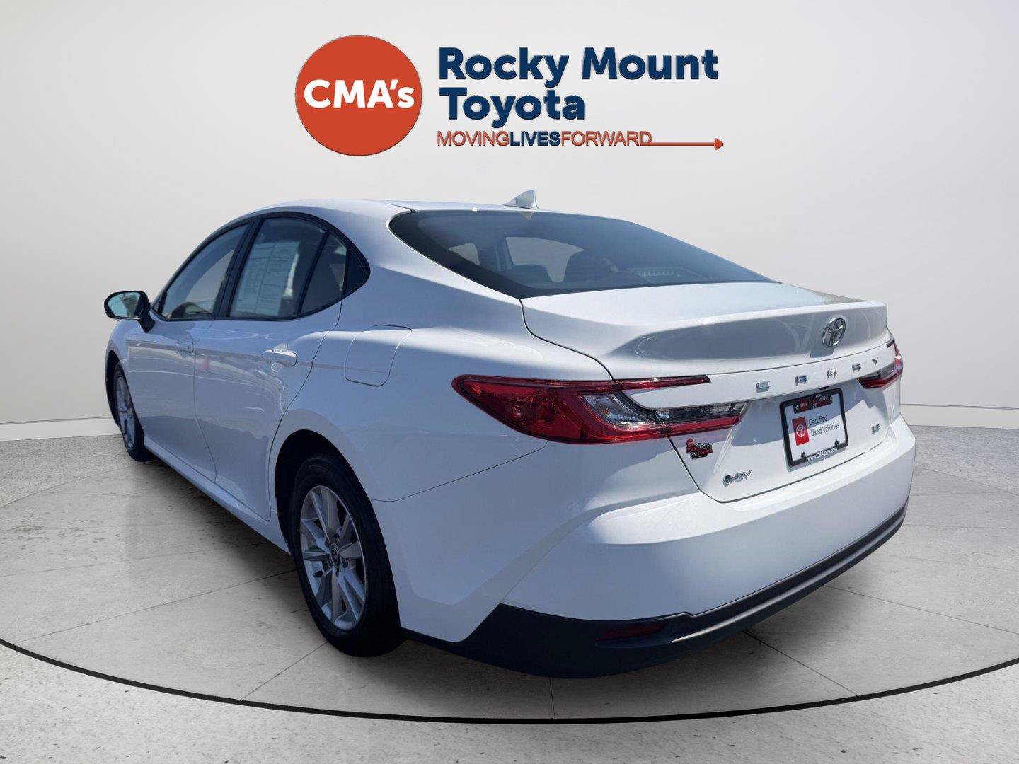 Used 2025 Toyota Camry LE FWD image 7