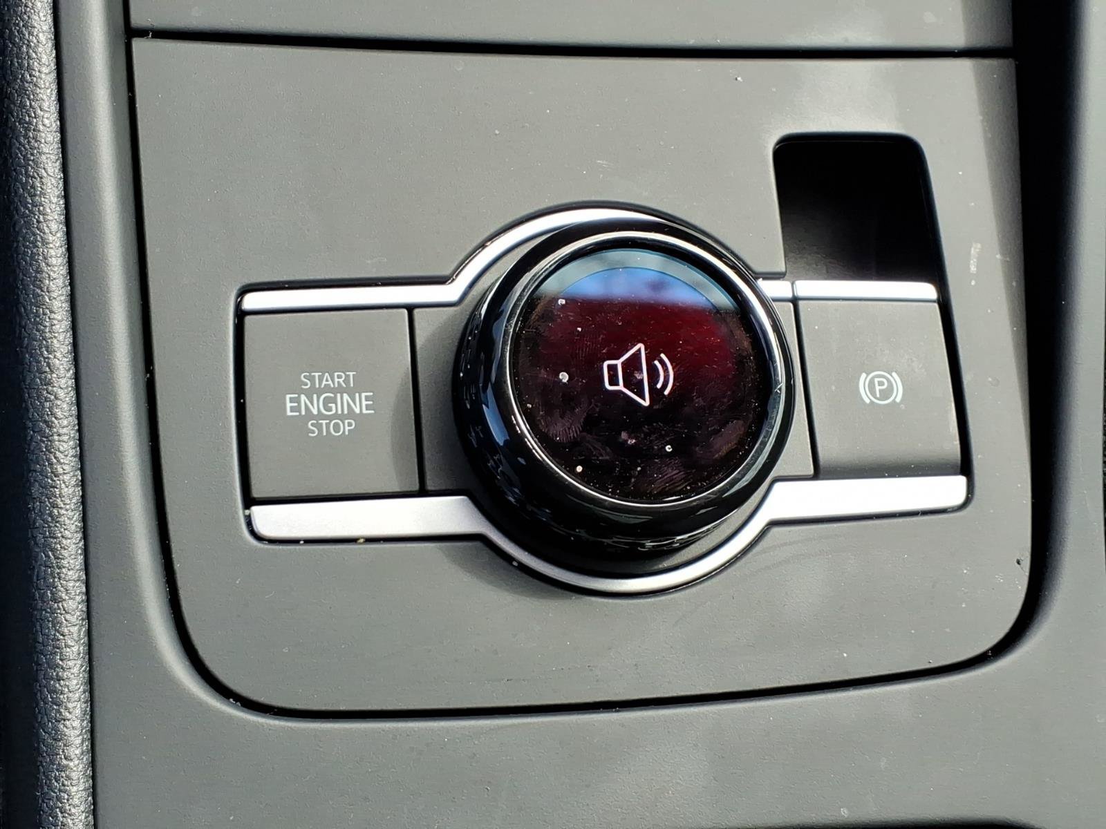 Used 2026 Volkswagen Tiguan SE R-Line FWD image 20