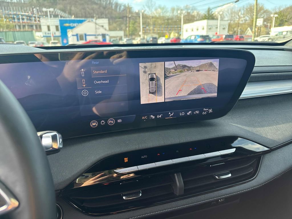 Used 2025 Buick Enclave Preferred image 17