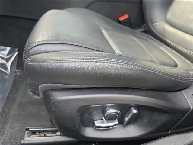 Used 2020 Jaguar XE S AWD/4WD image 28