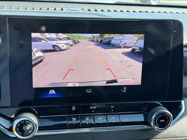 Used 2023 Chevrolet Colorado W/T RWD image 25