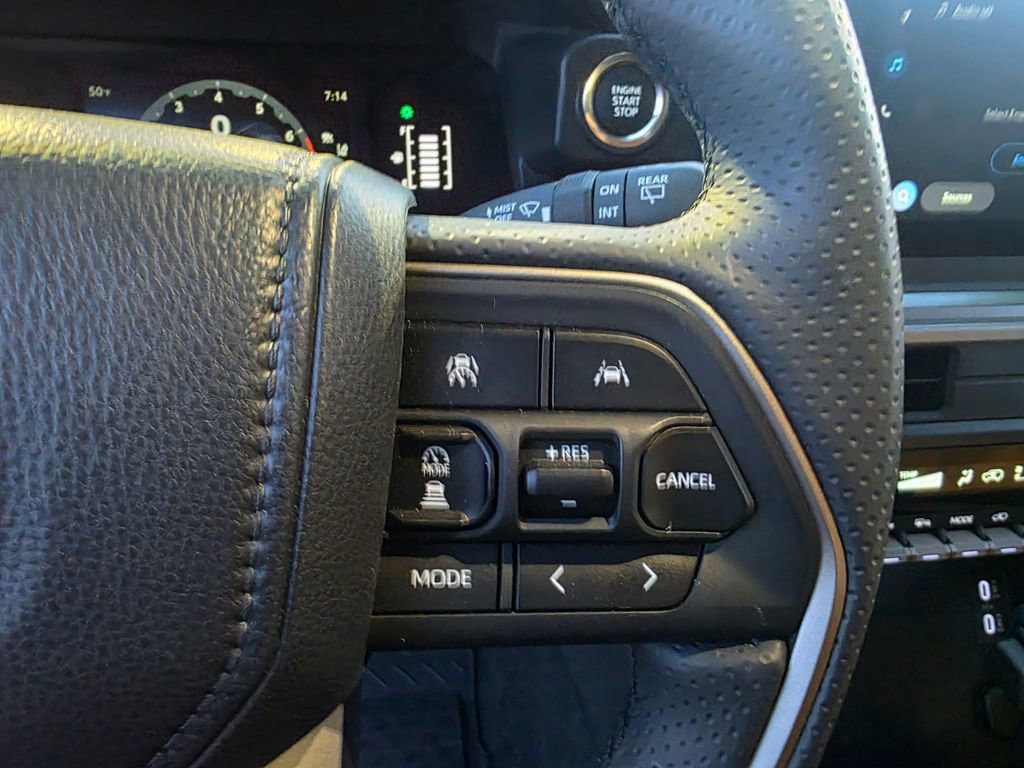 Used 2025 Toyota 4Runner SR5 image 12