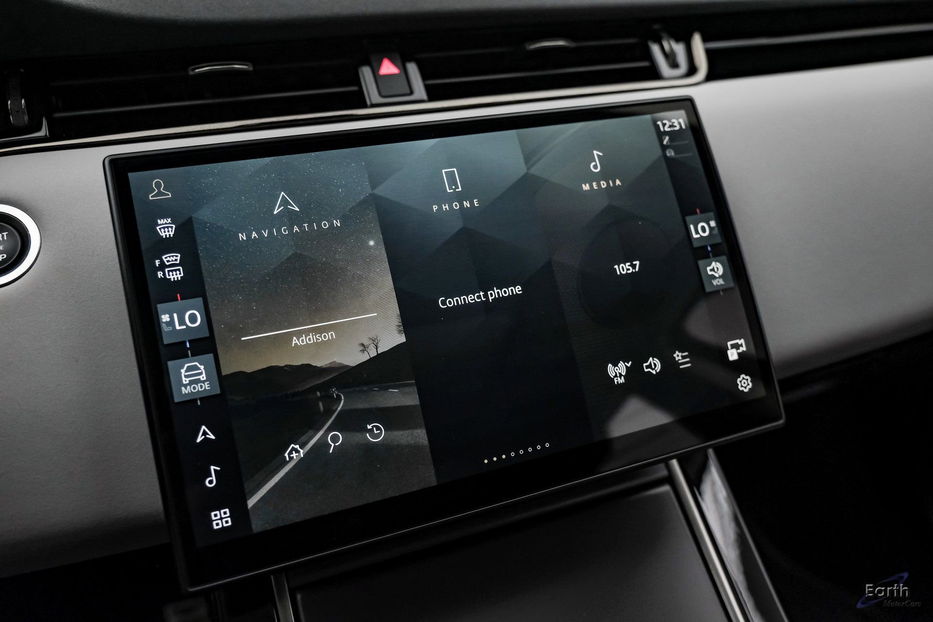 Used 2024 Land Rover Range Rover Evoque Dynamic SE image 60