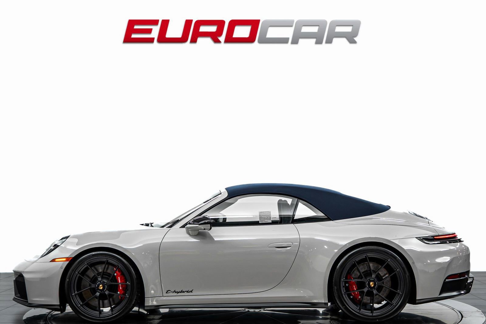Used 2026 Porsche 911 Carrera 4 GTS AWD/4WD image 3